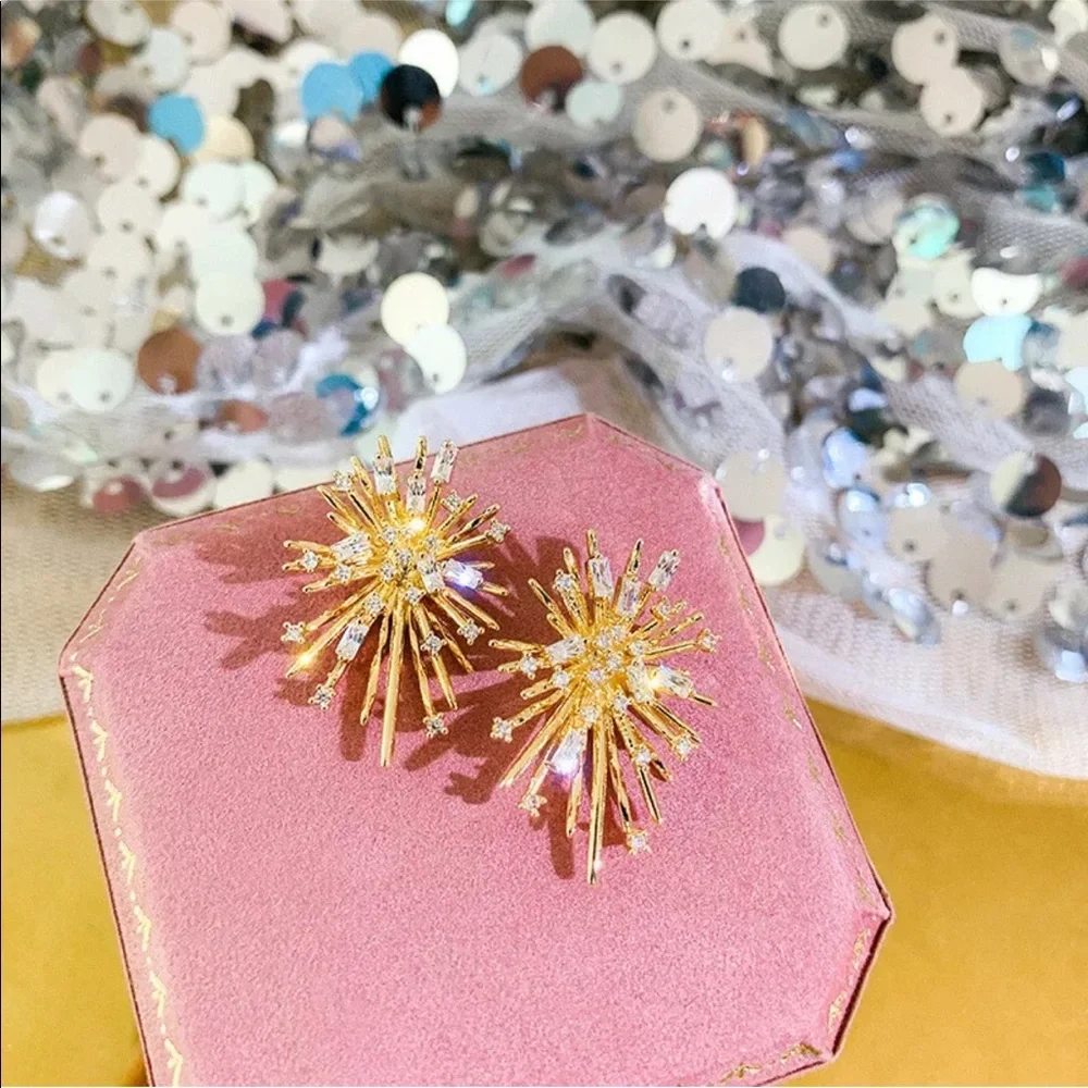 Gold Plated Firework 14k Simulated Diamond Earring - Picture 10 of 11